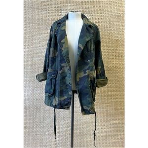 Nordstrom Rubbish Size Small Camo Jacket
